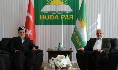 HÜDA PAR Genel Başkanı Yapıcıoğlu, Kürdistan Adalet Topluluğu Partisi Genel Başkanı Bapir’i ağırladı