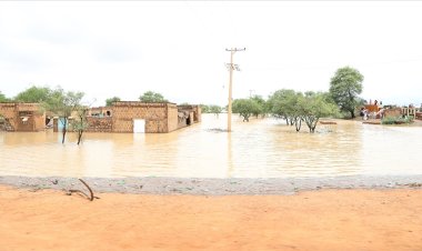 Güney Sudan'da seller nedeniyle on binlerce kişi yerinden oldu
