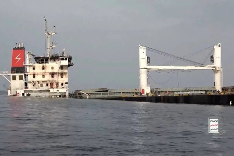 Ensarullah Hareketi Aden Körfezi’nde İsrail'e yük taşıyan gemiyi vurdu