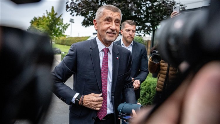 Çekya'daki genel seçimi eski Başbakan Babis'in popülist partisi ANO önde tamamladı