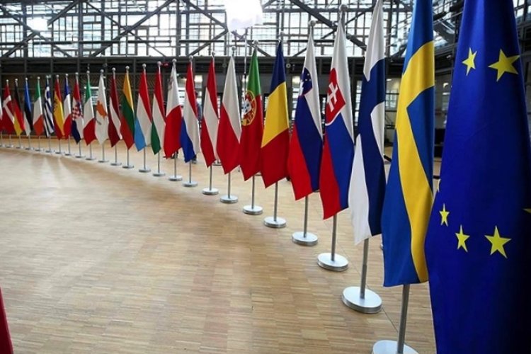 AB ülkeleri, Avrupa'yı yeniden silahlandırma programını onayladı