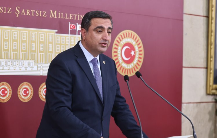 HÜDA PAR’dan üçlü uyarı: Ekonomik adalet, aile koruması ve dijital bağımlılıkla mücadele