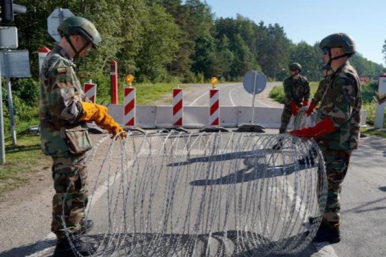 Litvanya, Belarus sınırını 1 aylığına kapatma kararı aldı