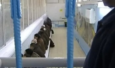 Filistinli esir, katil İsrail cezaevlerinde kullanılan yeni işkence yöntemi 'tabut'u ifşa etti