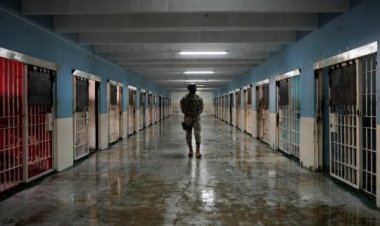 Ekvador'da bir cezaevinde 27 mahkum ölü bulundu