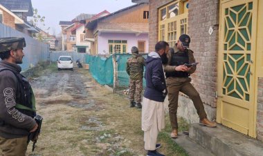 Hindistan, Keşmir'de Cemaat-i İslami'yi hedef alan kitlesel baskınlar başlattı