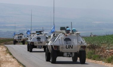 İşgalci İsrail, Lübnan topraklarında UNIFIL askerlerini tank atışıyla hedef aldı