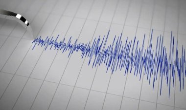 Endonezya'da 6,1 büyüklüğünde deprem