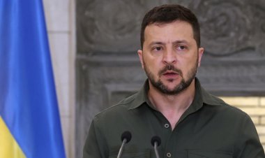 Zelenskiy: "Heyetimiz, İsviçre'de ABD, Almanya, Fransa ve İngiltere temsilcileriyle çalışacak"