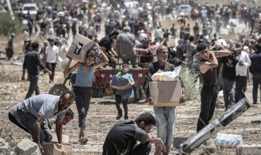 Katil İsrail Gazze'de 2 yıl içinde yardım dağıtım bölgelerinde 2 bin 614 Filistinliyi şehit etti