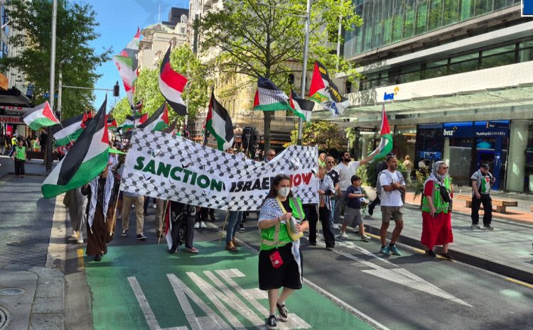 Yeni Zelanda’da Filistin’le dayanışma yürüyüşü: “Hükümet İsrail’i cezalandırmalı”