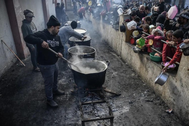 Gazze'de ateşkese rağmen "açlık kuyrukları" devam ediyor