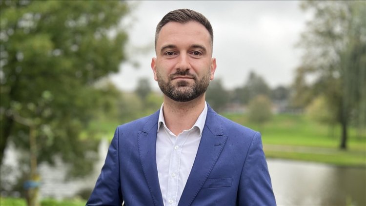 DENK lideri Van Baarle, Hollanda'da yeni hükümetin Müslüman karşıtlığıyla mücadele etmesi gerektiğini söyledi