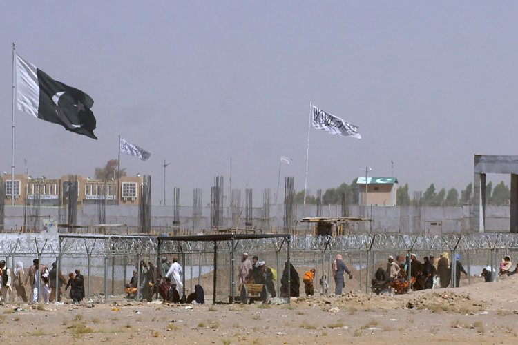 Pakistan, Afganistan ile müzakerelerin 'askıya alındığını' duyurdu