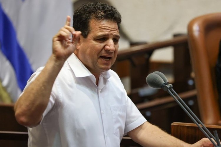 İsrail'de aşırı sağcılar, Filistin asıllı Milletvekiline saldırı girişiminde bulundu