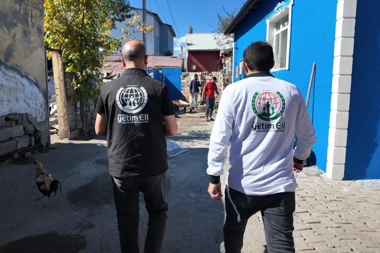 Avrupa Yetim Eli Derneği Ağrı'da nakdi yardım gerçekleştidi