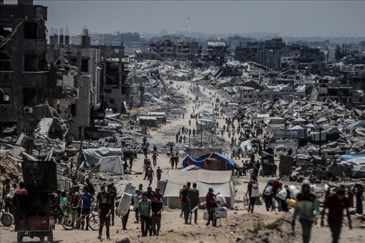 Gazze'den Filistinlilerin sürgününü organize eden STK'nın İsrail bağlantıları sorgulanıyor