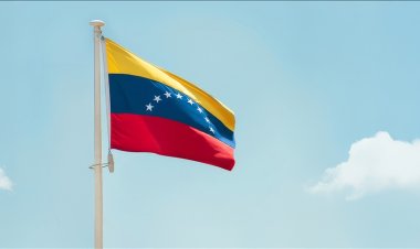 Venezuela, ABD'nin talebi üzerine göçmenler için geri dönüş uçuşlarını yeniden başlatacak