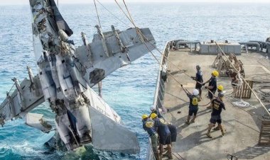 ABD donanmasında Yemen krizi: Dost ateşi, çarpışma ve 100 milyon dolarlık kayıp