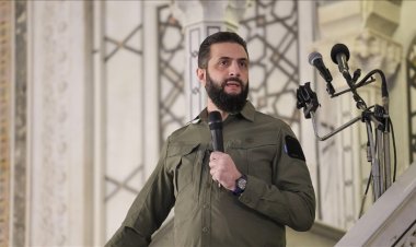 Suriye Cumhurbaşkanı Şara, Emevi Camisi'nden kardeşlik mesajı verdi