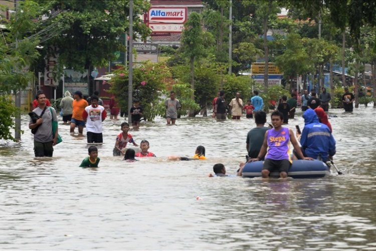 Endonezya'daki sel ve heyelanlarda ölü sayısı 770'e yükseldi