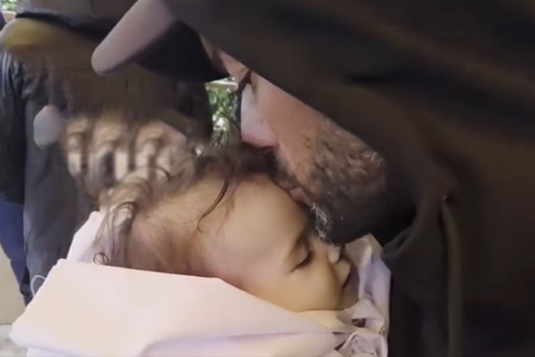 Gazze'de dondurucu soğuk: 8 aylık bebek soğuktan şehit oldu