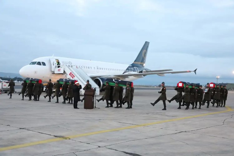 Libyalı komutanlar askerî törenle uğurlandı