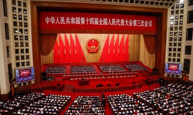 Çin siyasetinde üst düzey yolsuzluk soruşturmaları 2025'te yine gündemdeydi