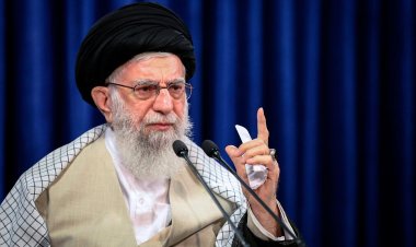 İran Lideri: Trump ve vandalları İslam Cumhuriyeti’ni yıkamayacak