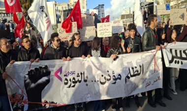 Tunus’ta halk sokaklara indi: “Zulüm devrimin habercisidir”