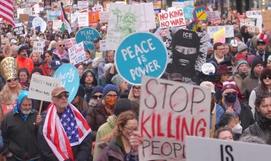 New York'ta binlerce kişi, ICE yetkilisinin bir kadını öldürmesini protesto etti