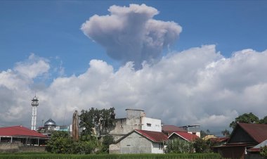 Endonezya'daki Marapi Yanardağı'nda patlama meydana geldi