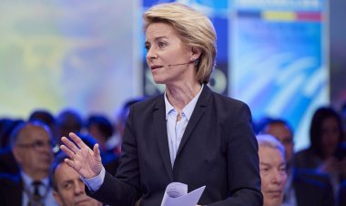 Von der Leyen'den 'Grönland NATO'nun parçası' uyarısı
