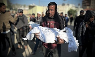 Katil İsrail'in Gazze'ye saldırılarında şehit sayısı 71 bin 441'e yükseldi