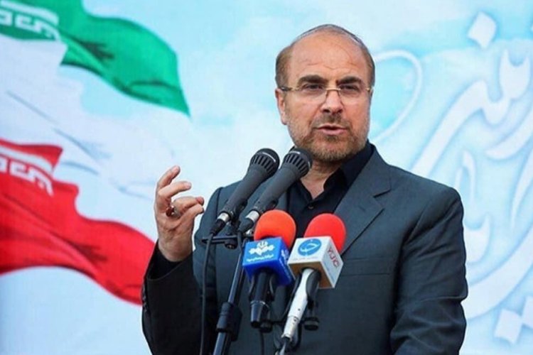 İran, ülkeye olası müdahalesine karşılık ABD'nin üslerini hedef alacaklarını bildirdi