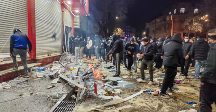 İran: “Münafık ve şah yanlısı unsurlar” protestoları sabote etti