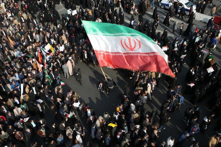 İran ordusundan gösterilere ilişkin 'ulusal çıkarları koruyacağız' mesajı