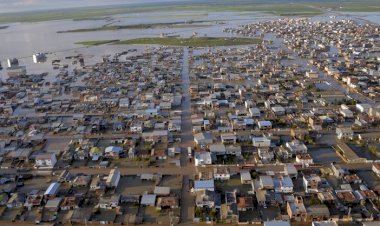 İran'da sel felaketinin ağır bilançosu