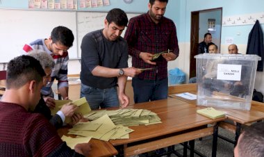 Türkiye genelinde oy verme işlemi sona erdi
