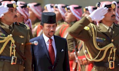 Brunei Sultanlığı'nda İslam hukuku yürürlüğe girdi