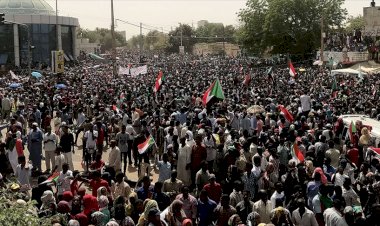 'Sudan halkının rıza göstermeyeceği herhangi bir çözümü reddediyoruz'