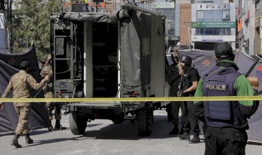 Pakistan'da pazar yerinde patlama: 16 ölü