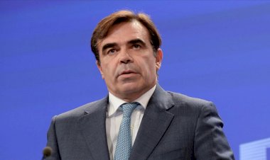 AB Başsözcüsü Schinas: Türkiye istikrar dönemine giriyor