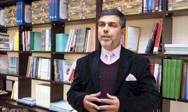 'Siyasi düzende reformların gerçekleşmesi halkın baskısıyla olabilir'