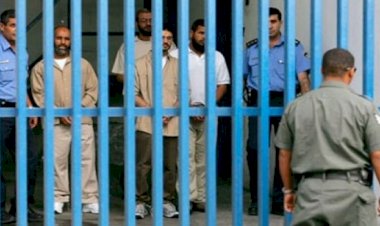 İsrail hapishanelerindeki Filistinliler en zor günlerini yaşıyor