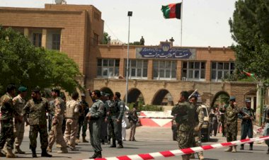 Afganistan'da bakanlık binasına saldırı: 7 ölü, 8 yaralı