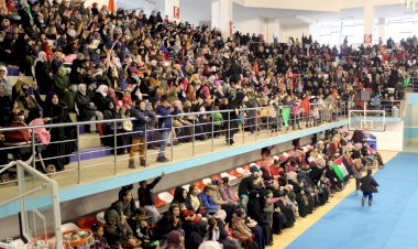 'Allah Resulü'nü rehber seçersek Müslümanlar zulümden kurtulacak'