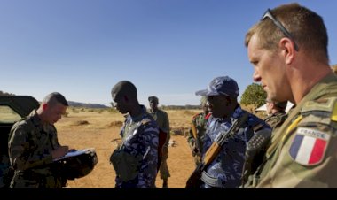 Tunus'ta silahlı 13 Fransız vatandaşının yakalanmasının yankıları sürüyor