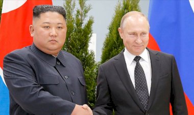 Putin ile Kuzey Kore lideri Kim bir araya geldi
