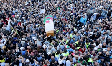 Cezayir İslami Selamet Cephesi lideri Medeni'nin cenazesi defnedildi